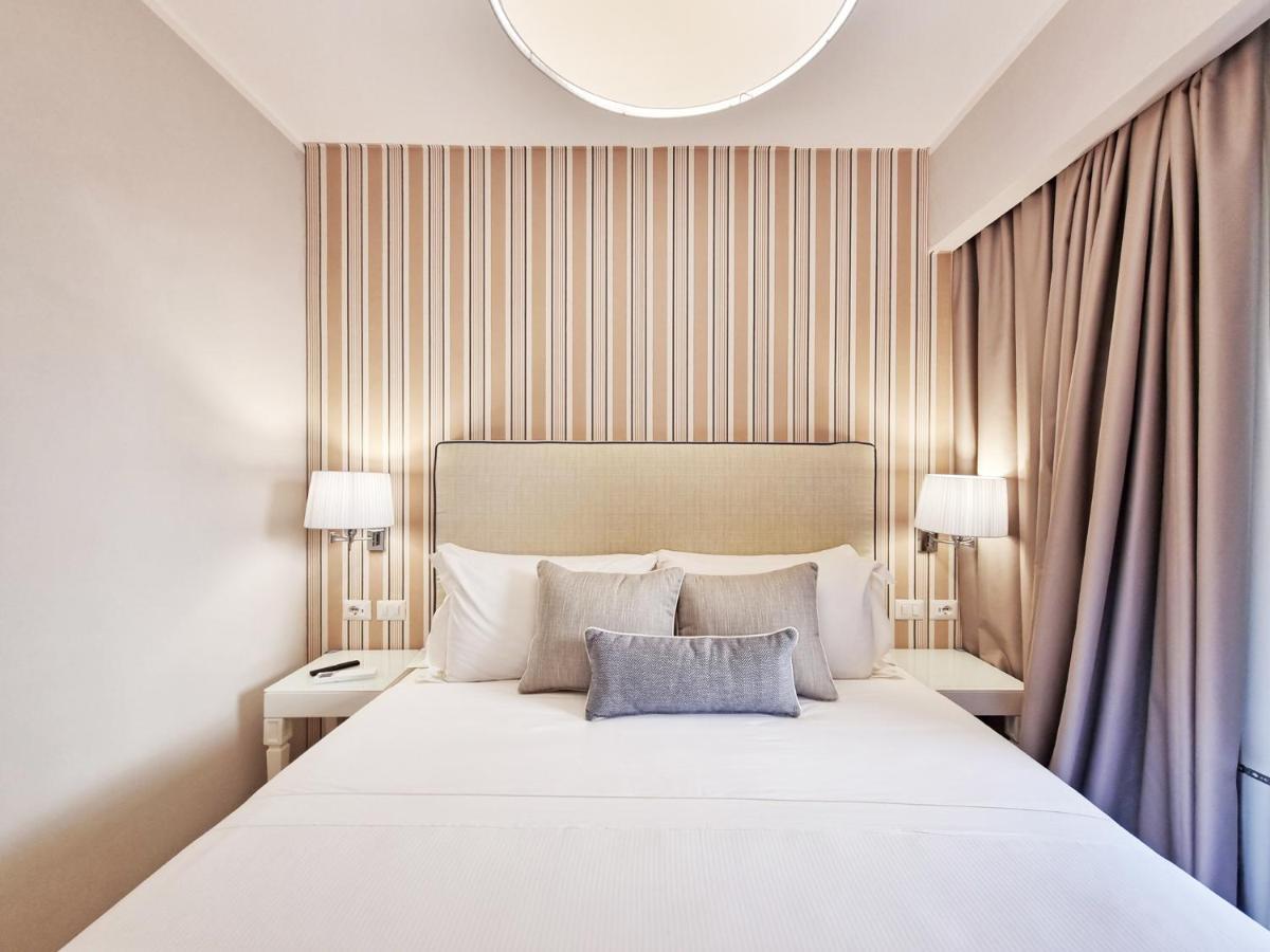 Hotel Plaza Порто Адзуро Екстериор снимка